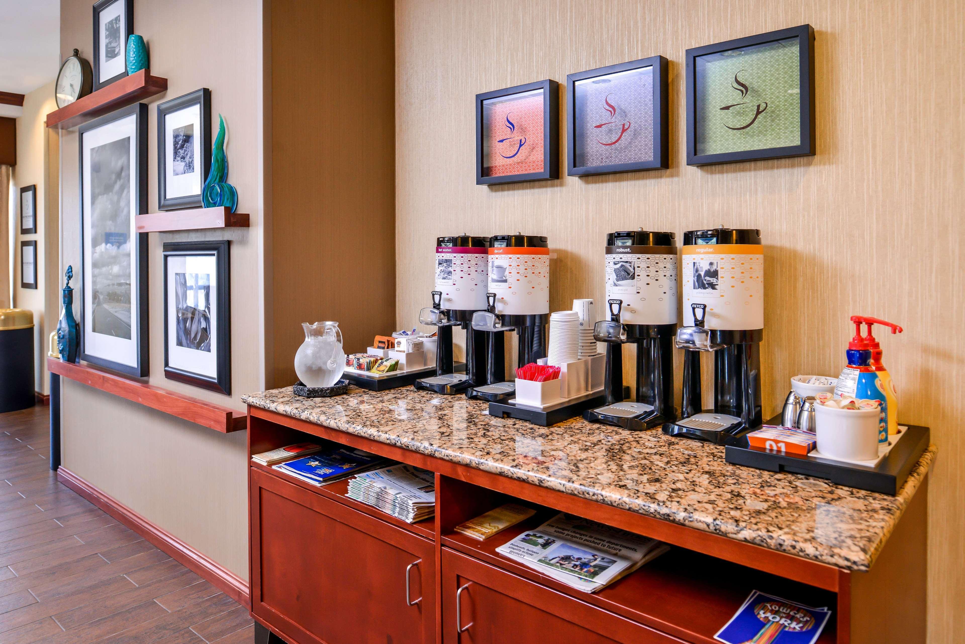 Hampton Inn York Dış mekan fotoğraf